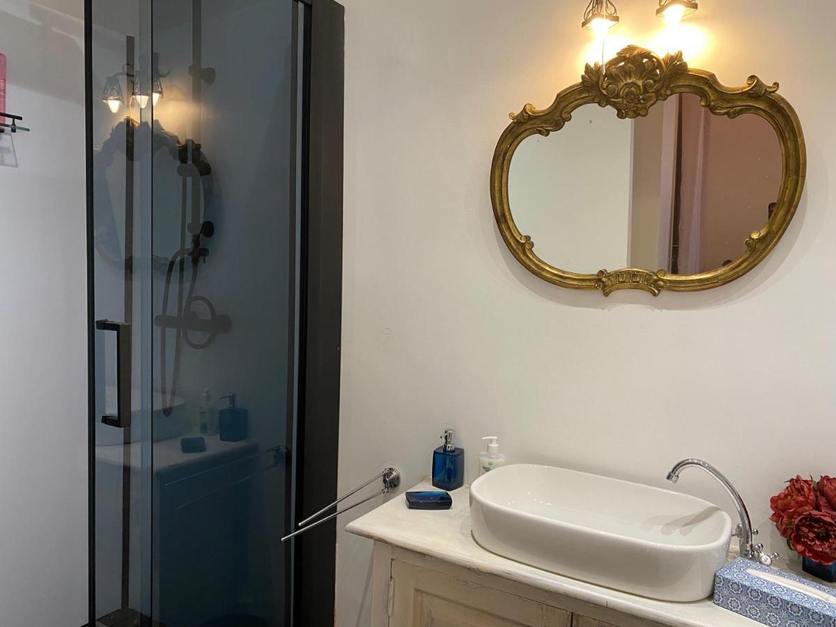 Апартаменты The Pink Studio - Exceptional Location In City Center - Unique & Elegant Намюр Экстерьер фото